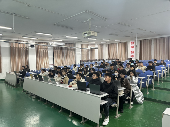 我校学生会开展2024学年干事办公技能培训